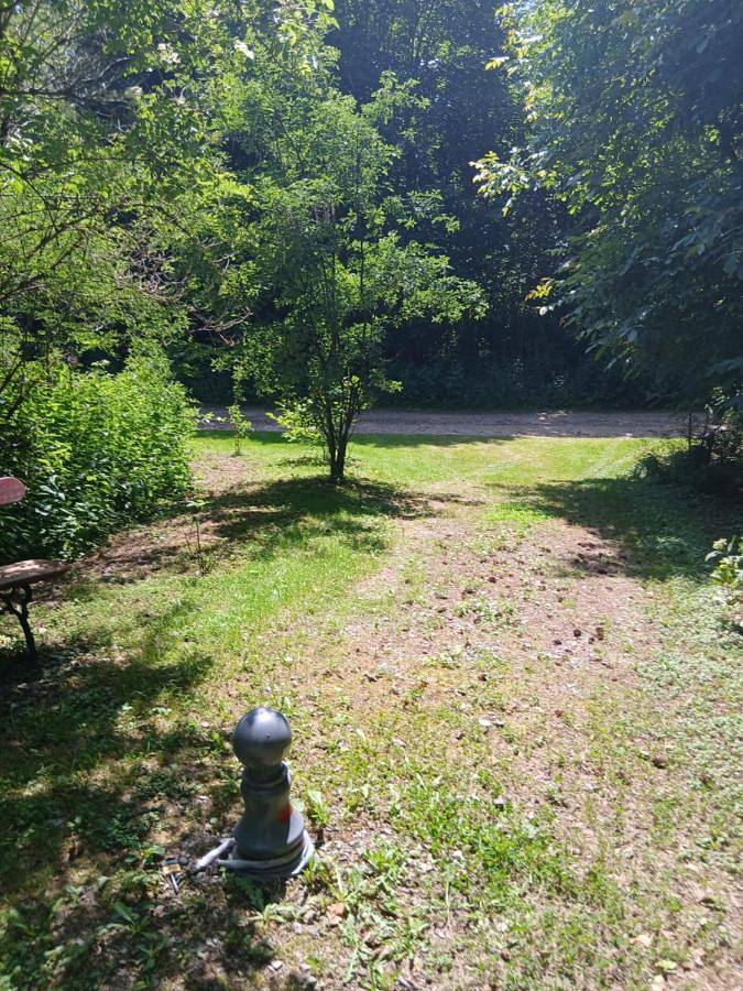 Location de vacances pour 2 personnes, avec terrasse, animaux acceptés à Ouroux - 4