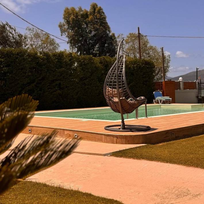 Appartement de vacances pour 2 personnes, avec piscine et vue ainsi que balcon et jardin