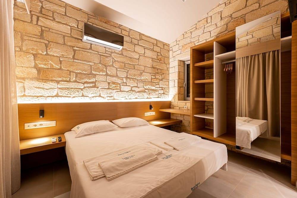 Terra Petra Luxury Villas - Luna Villa in Vourvourou, Sithonia Halbinsel