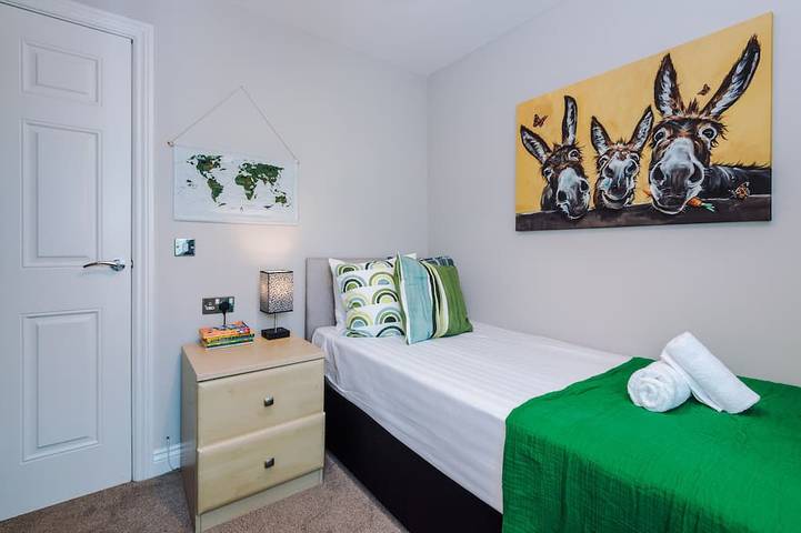 Charming Townhome Retreat – Close to Manchester in Stockport, Gran Mánchester