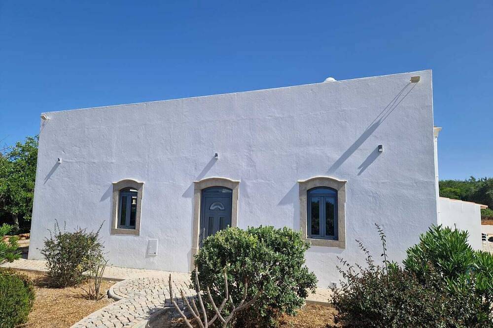 Typical country house in Algarve with swimming pool! in Estoi, Faro