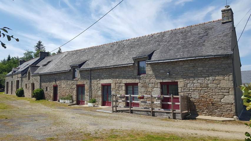 Location de vacances pour 5 personnes, avec jardin et vue à Quistinic