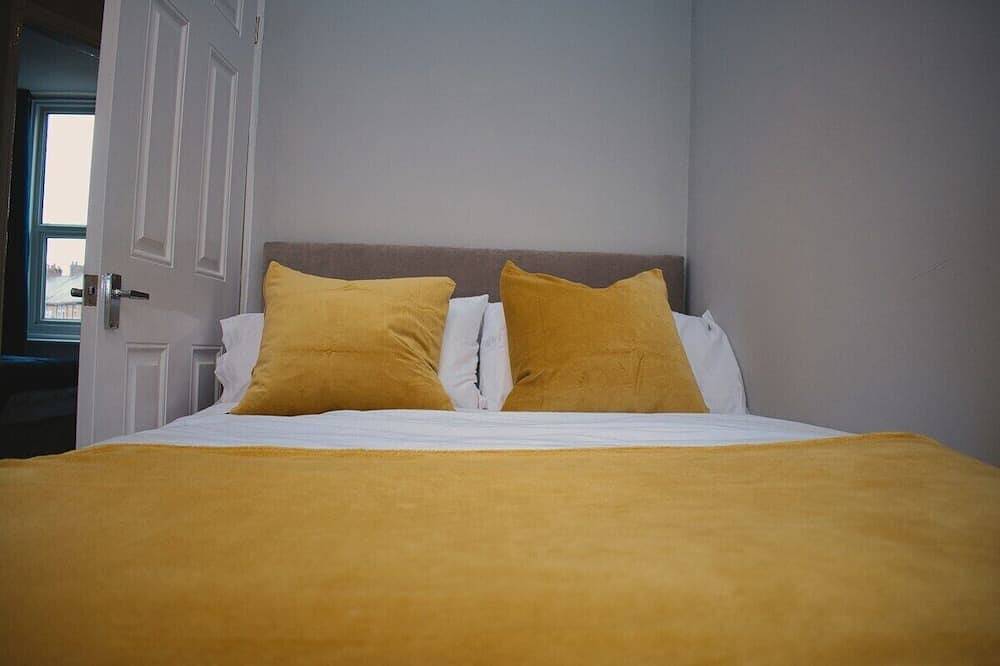 Cosy Deluxe 2 bedroom terraced house near centre in Sunderland