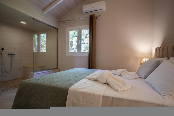 Ferienhaus für 6 Personen, mit Balkon und Garten in Laganas - 3