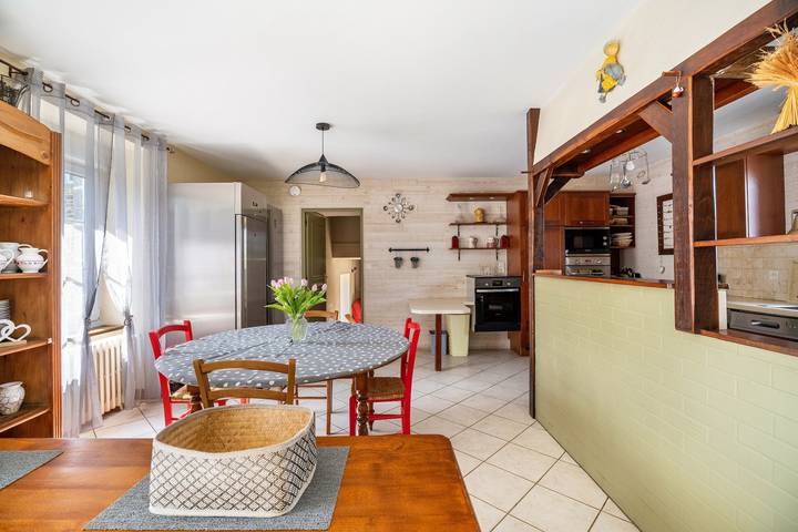Gîte Les Hervelines con piscina privada, jardín y Wi-Fi en Pleudihen sur Rance in Pleudihen-sur-Rance, Región de Dinan
