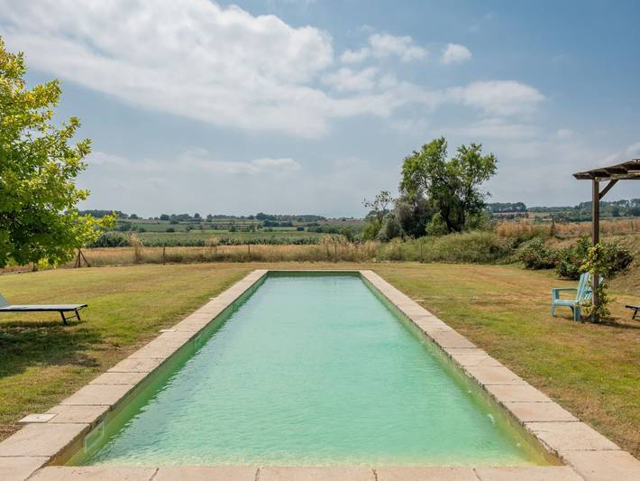 Casa rural para 8 personas, con jardín y piscina en La Tallada