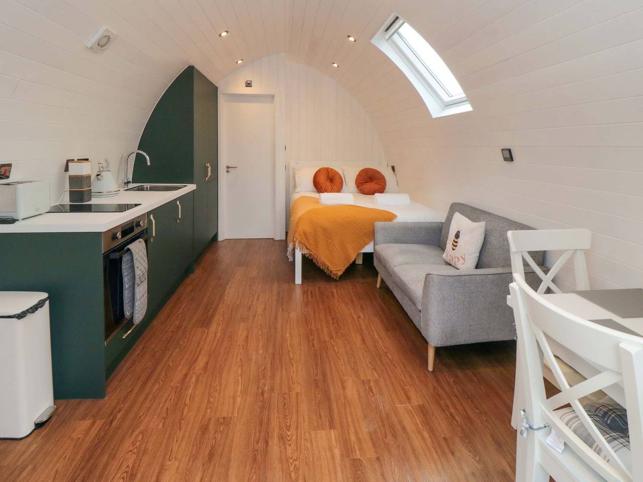 Bumblebee Glamping Pod in North Yorkshire