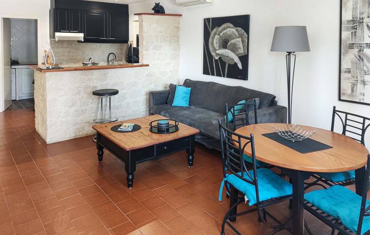 Apartamento vacacional entero, Acogedor apartamento junto a la piscina cerca de Murviel-lès-Montpellier in Murviel-lès-Montpellier, Costa mediterránea (Francia)