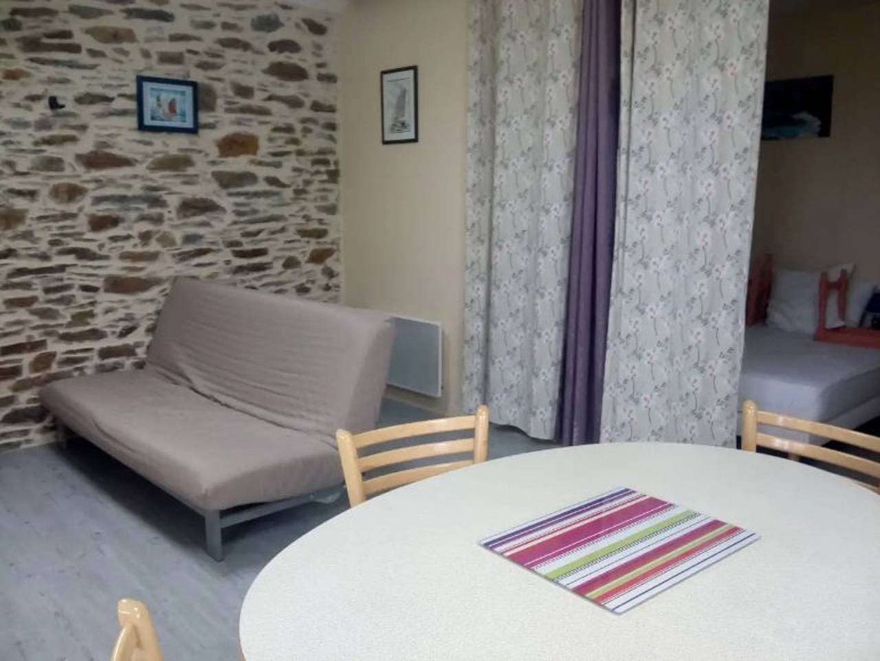 Ganzes Studio, Modernes Studio in Hirel mit geschlossenem Garten und Terrasse - 40m² in Hirel, Mont-Saint-Michel-Bucht