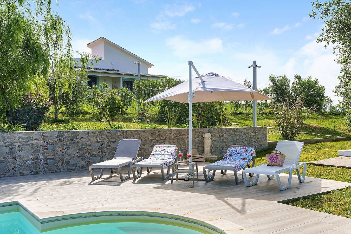 Casa Babalù vista mare con piscina privata in Partinico, Provincia di Palermo