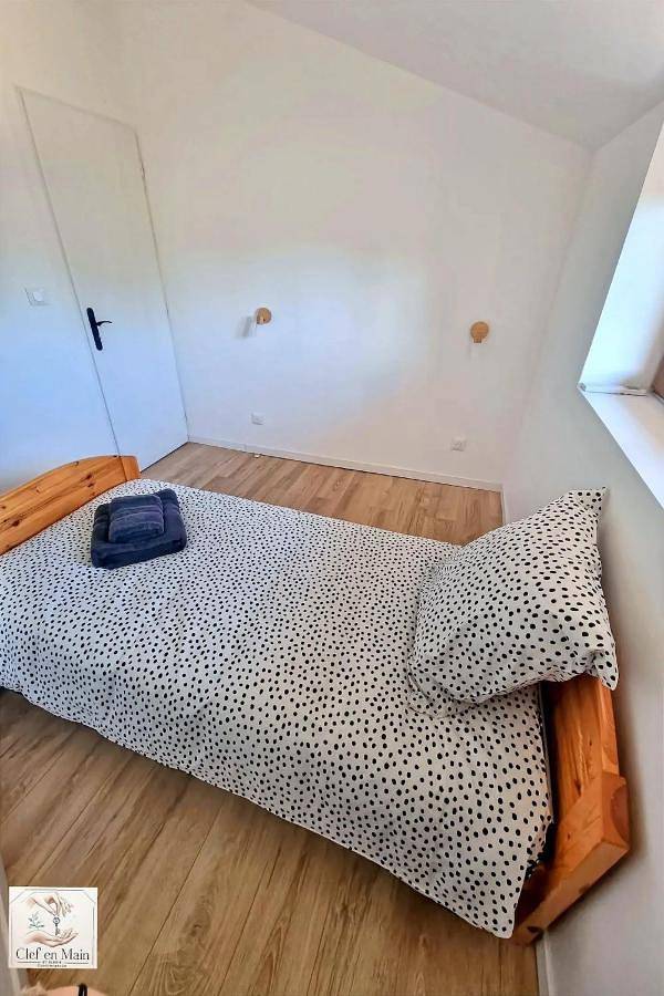 Location de vacances pour 4 personnes, avec jardin à Villars-les-Dombes - 3