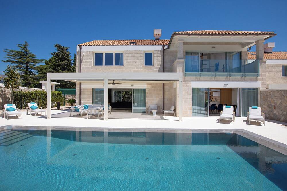 Charming 3-bedroom villa in enchanting Cavtat in Cavtat, Cavtat (Dalmatia)