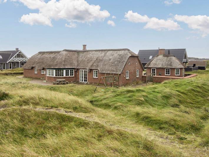 Luxury Beach Retreat in Langerhuse, Harboøre