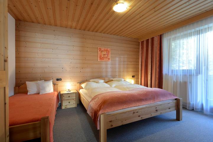 Ganze Ferienwohnung, Ferienwohnung "Obergeschoss" 2 Schlafräume in Ellmau, Kaisergebirge