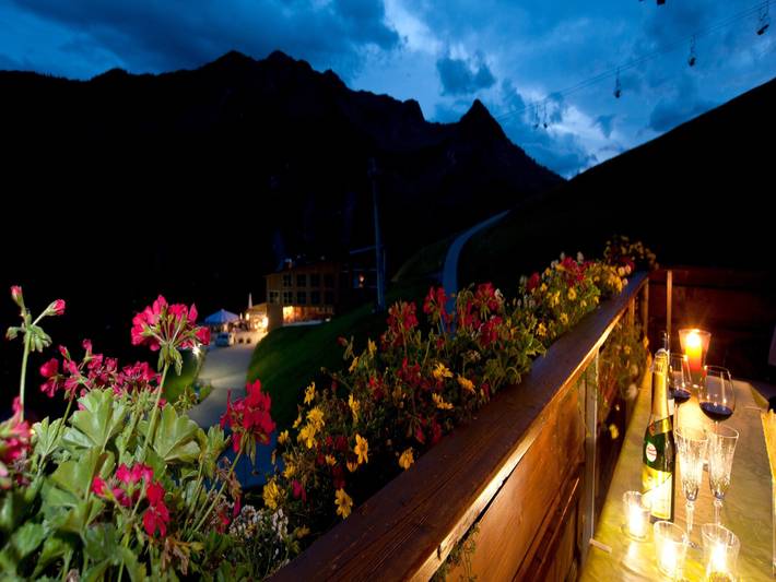 Ferienwohnung für 5 Personen, mit Terrasse und Pool sowie Sauna in Damüls