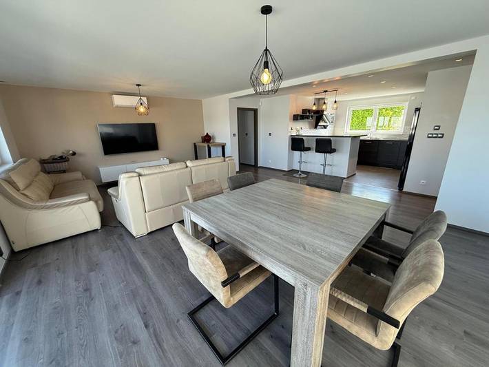 Gîte pour 6 personnes, avec Balcon ainsi que Terrasse et Vue à Dietwiller