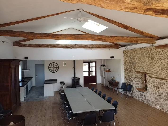 Location de vacances pour 15 personnes, avec terrasse et jardin dans la Loire - 3