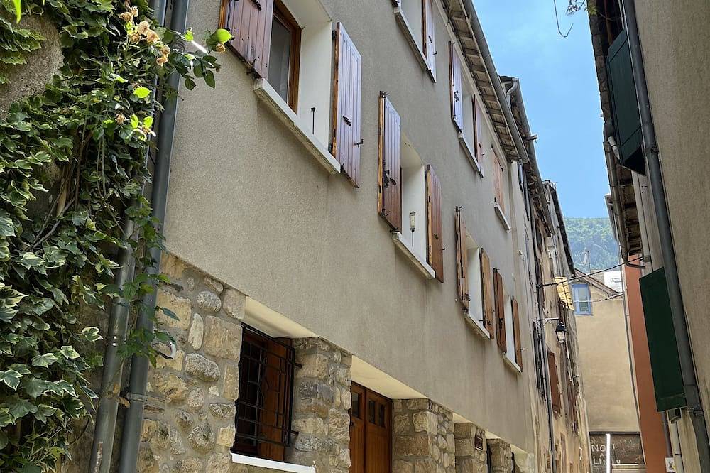 House Village Centre - Florac - capacidad para 6 personas - Limpio, bien equipado / casa rural in Florac-Trois-Rivières, Cevenas