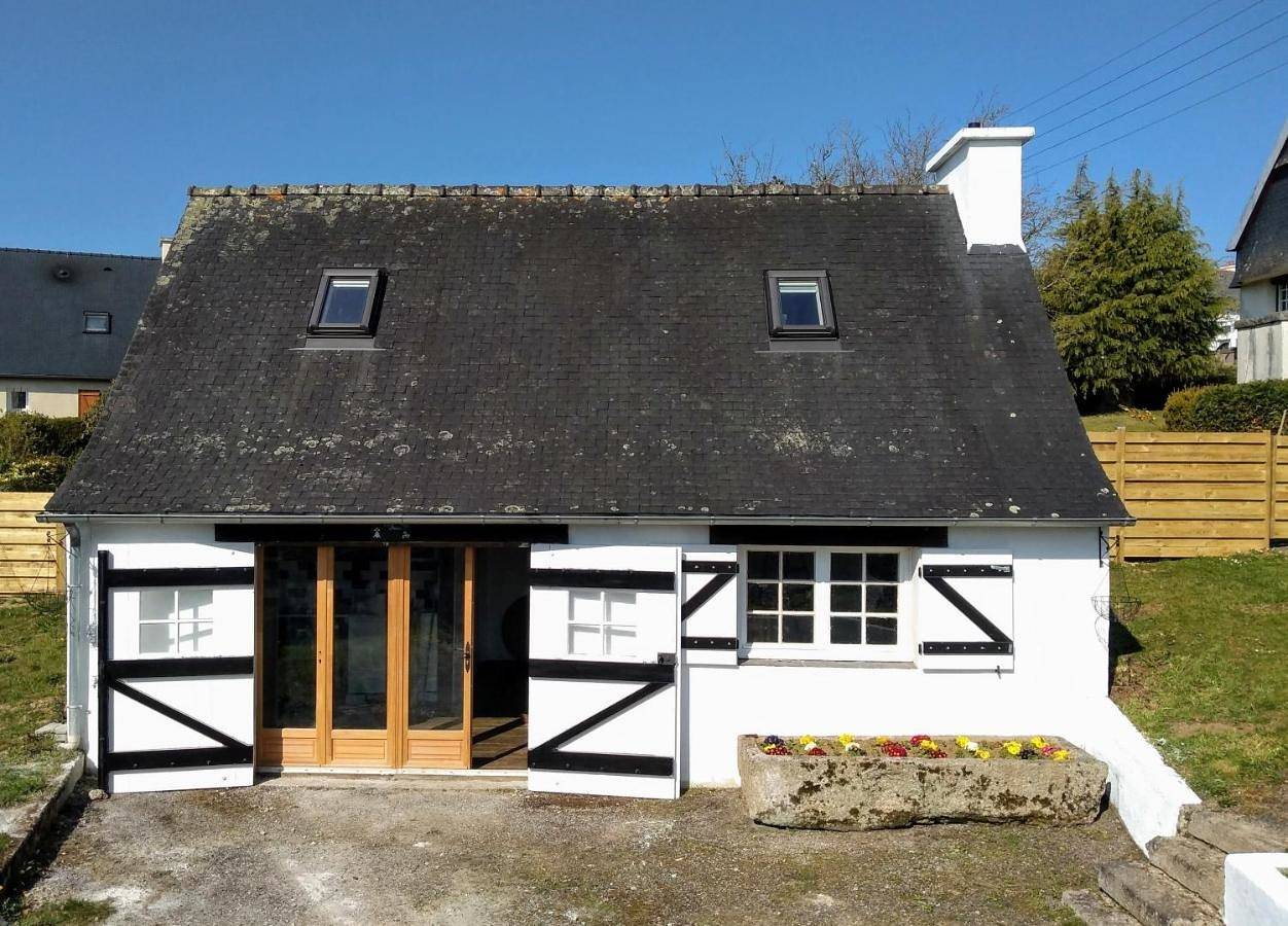 One-Bedroom House in Châteauneuf-du-Faou, Région de Châteaulin