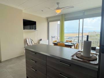 Appartement De Vacances pour 5 Personnes dans Port-la-Nouvelle, Côte d'Améthyste, Photo 2