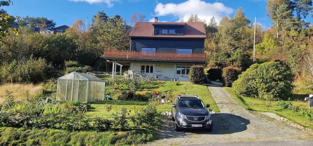 Charmantes Haus, 8 Betten, Möglichkeit, ein Boot zu mieten in Os