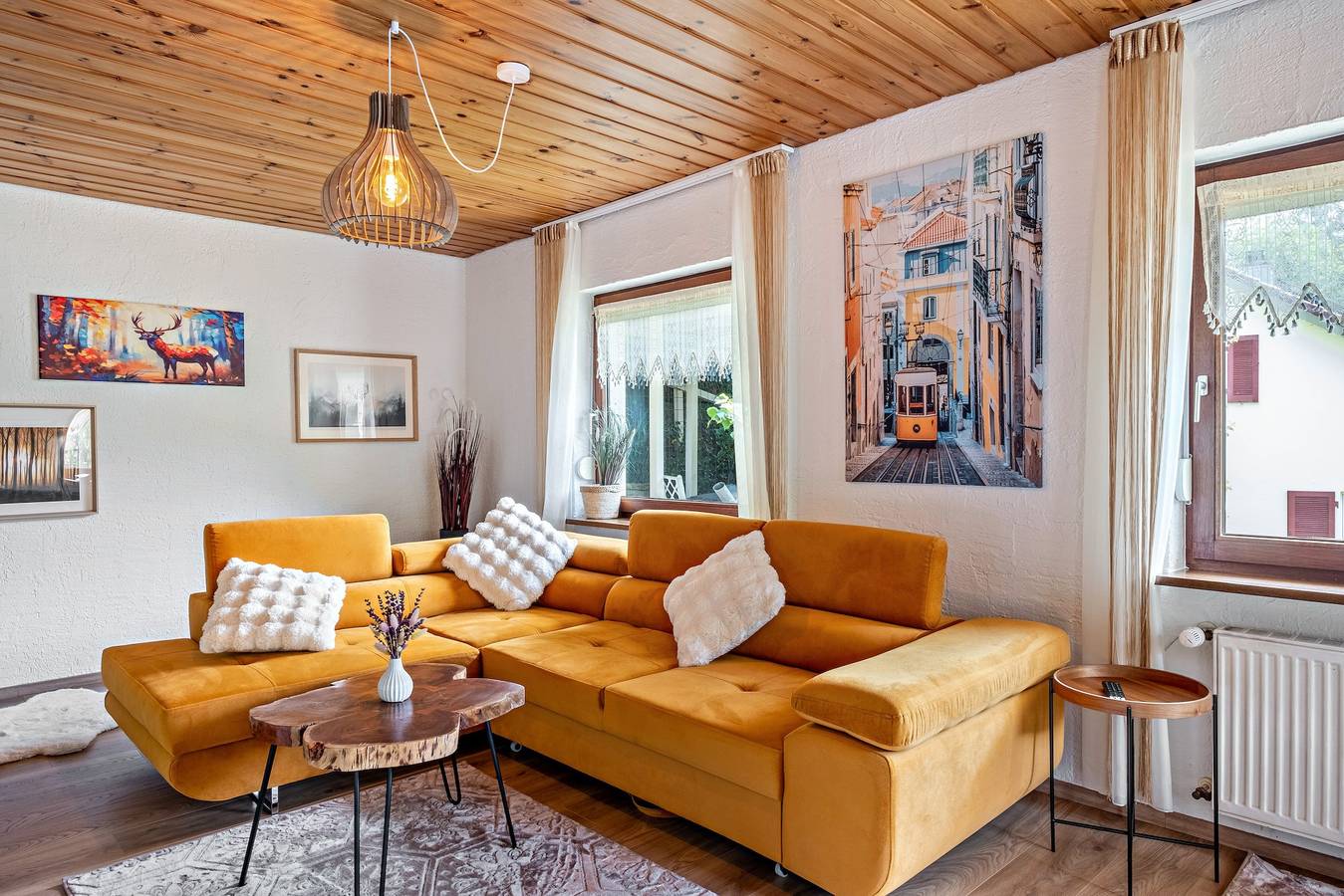 Ganze Wohnung, Hundefreundliches Apartment Anni's Waldloge im Luftkurort mit Terrasse und Ausblick ins Tal in Schramberg, Mittlerer Schwarzwald