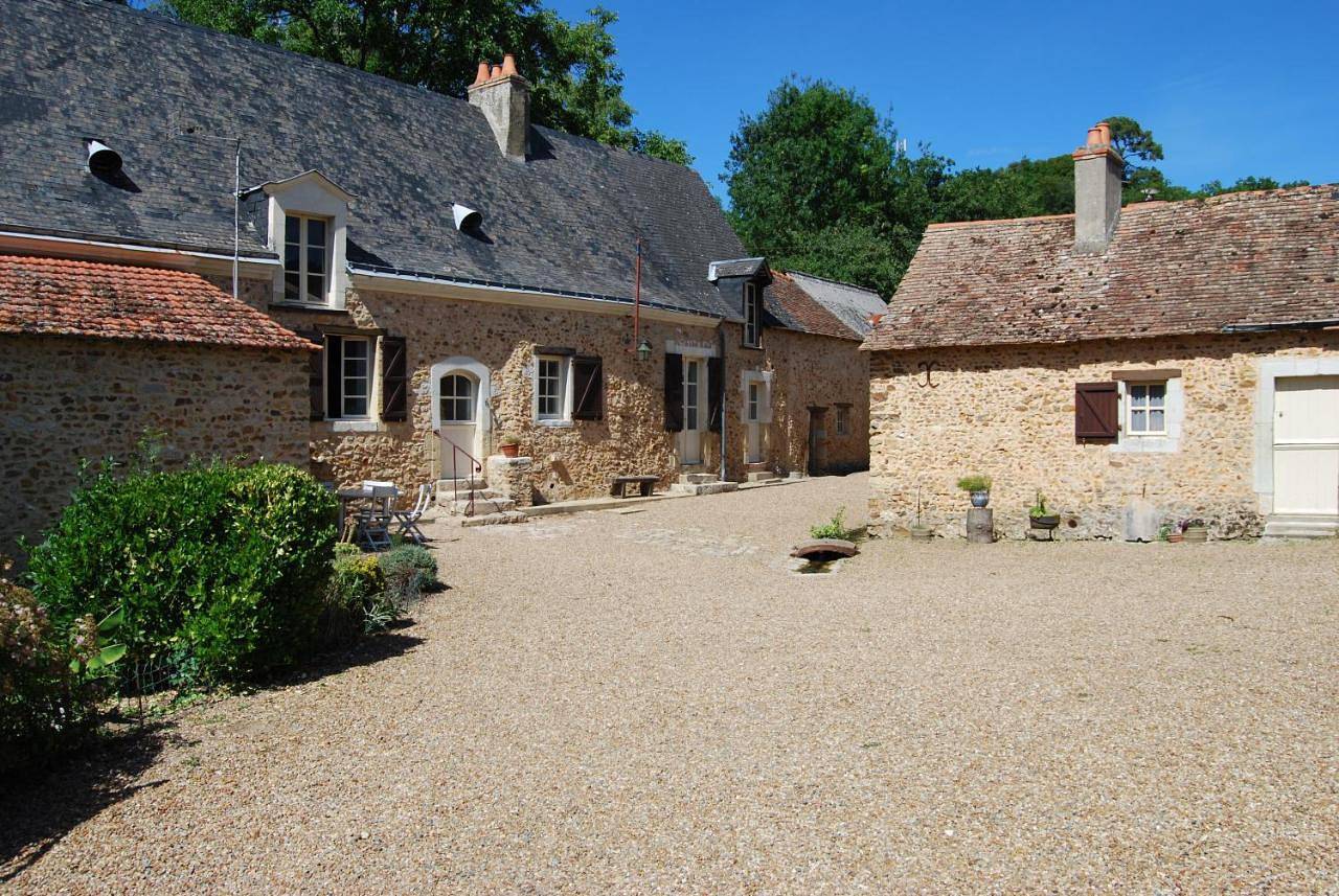 One-Bedroom House in Clermont-Créans, Sarthe