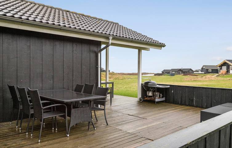 Ferienhaus für 8 Personen, mit Terrasse und Garten sowie Whirlpool und Sauna in Nordborg - 4
