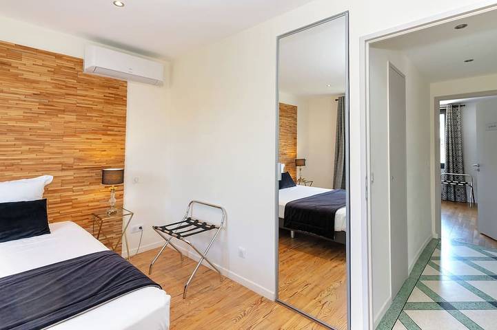 Appartement entier, Appartement avec Jacuzzi, Piscine & Sauna à Chambéry, idéal pour les familles in Barberaz, Région de Chambéry