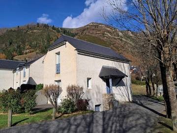 Gîte pour 4 personnes, avec terrasse à Vignec