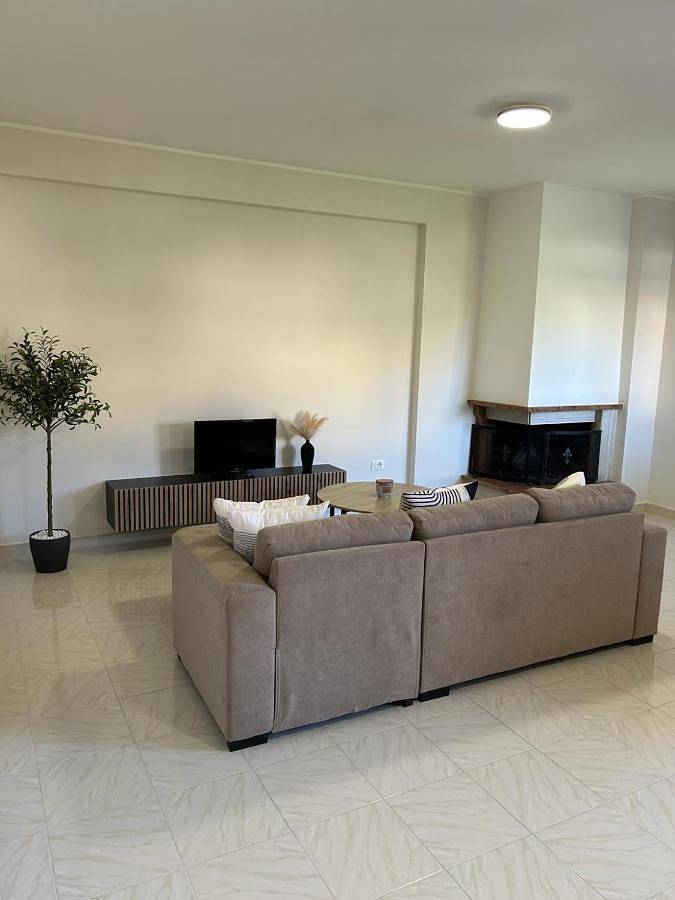 Gîte pour 8 personnes, avec Balcon ainsi que Terrasse et Vue à Penne - 3