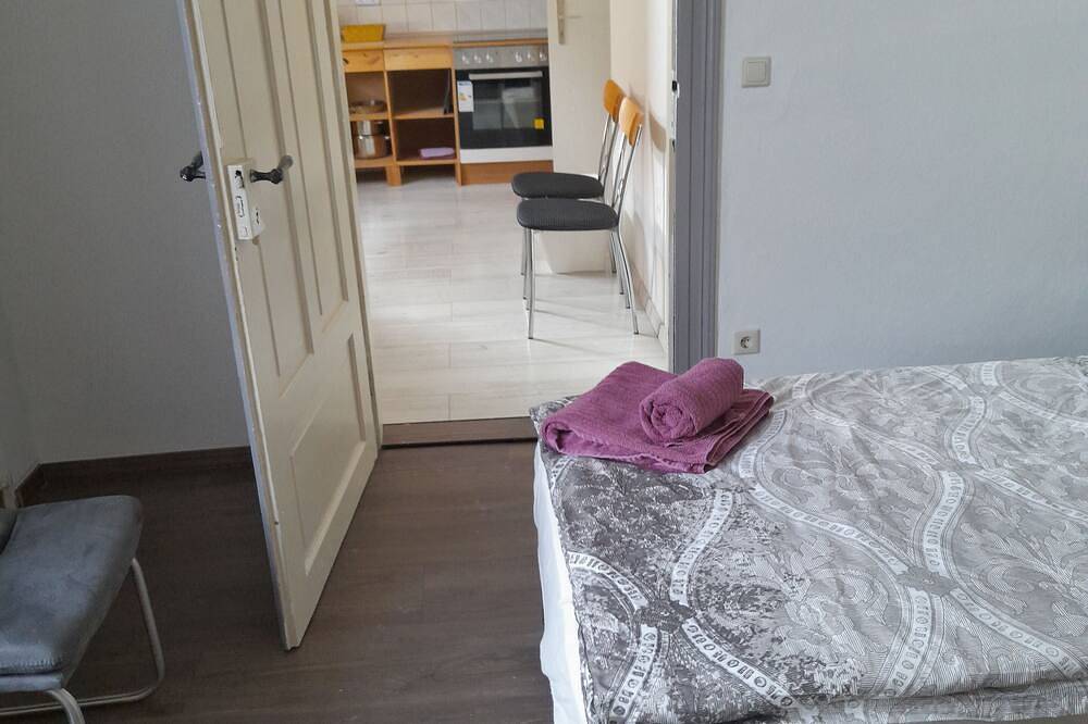 Ganze Wohnung, Wohnung mit 1 Sz in Zwickau, Chemnitz und Umgebung