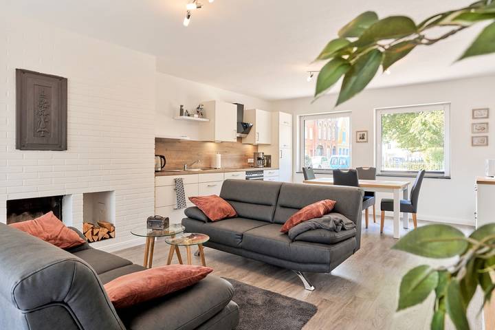 Ferienhaus für 4 Personen, mit Balkon und Terrasse sowie Garten und Ausblick in Friedrichstadt - 2