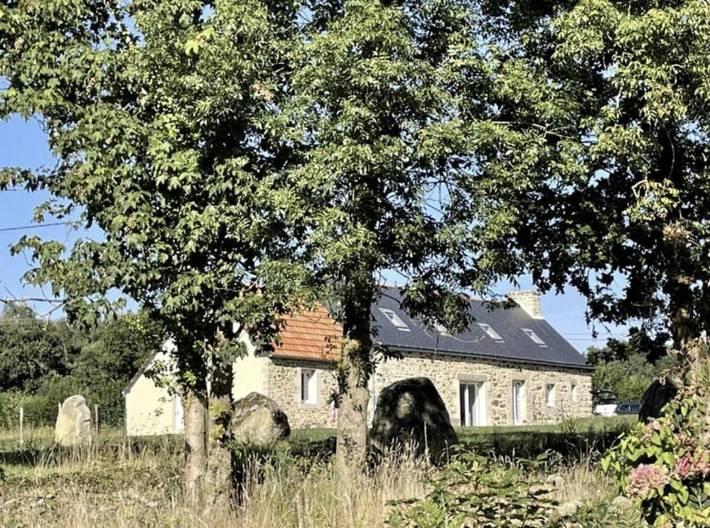 Gîte pour 2 personnes, avec Jardin et Vue à Plouëc-du-Trieux