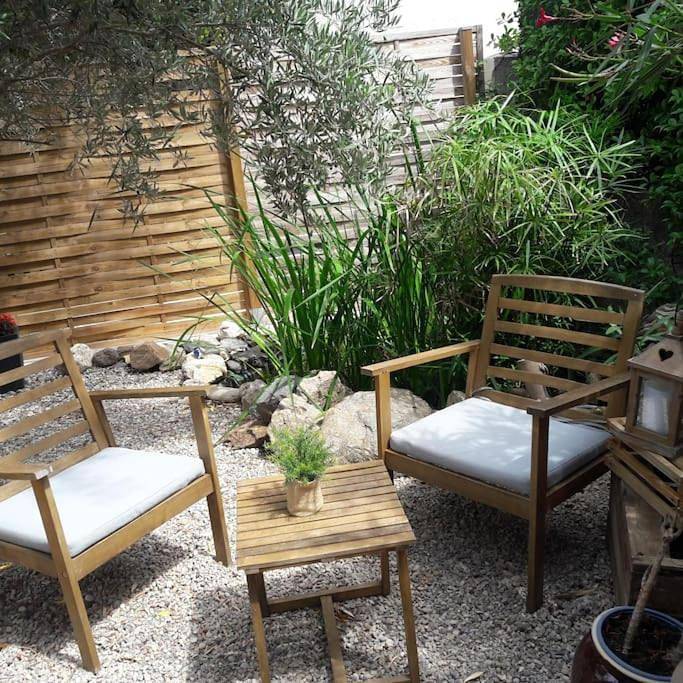 Location de vacances pour 2 personnes, avec jardin, animaux acceptés à Roujan - 2