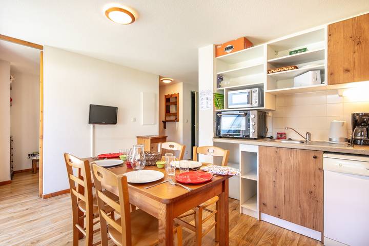 Apartamento entero, Apartamento de vacaciones para 6 personas con jacuzzi in Chamrousse, Parque Nacional de los Ecrins