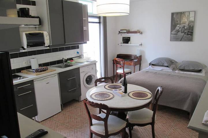 Gîte pour 2 personnes, avec terrasse à Maisons-Laffitte - 2