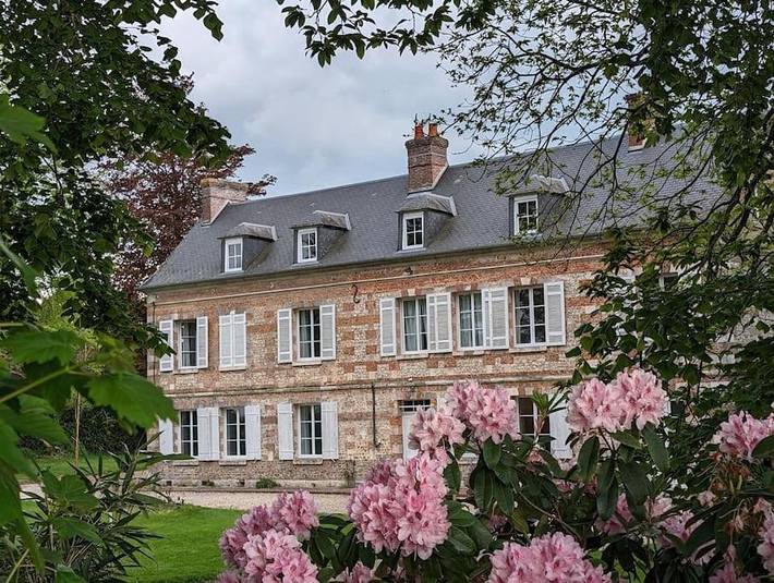 Location de vacances pour 11 personnes, animaux acceptés à Fourmetot