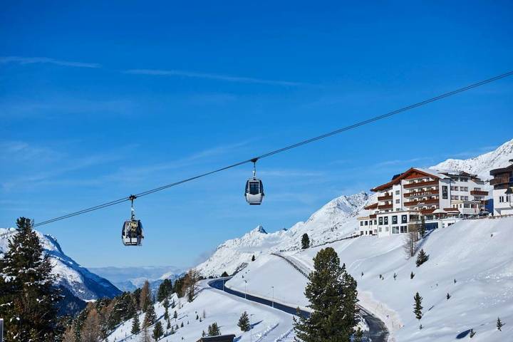Hotel voor 2 personen, with Terras and Zwembad as well as Sauna in Hochgurgl