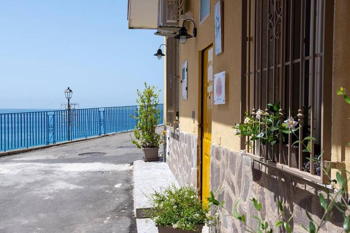 Chambre d’hôte pour 3 personnes, avec Vue dans Marina di Camerota