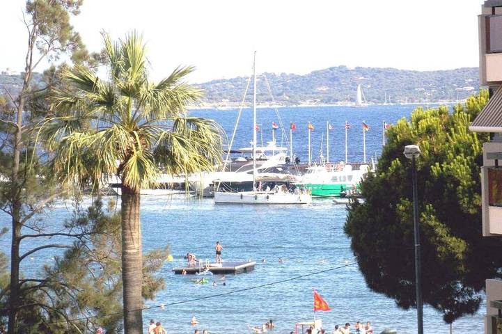 Gîte pour 4 personnes, avec balcon dans Casino De Sainte Maxime