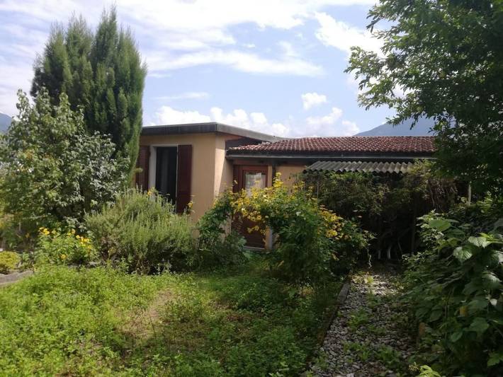 Ferienhaus für 2 Personen, mit Garten und Terrasse in Minusio