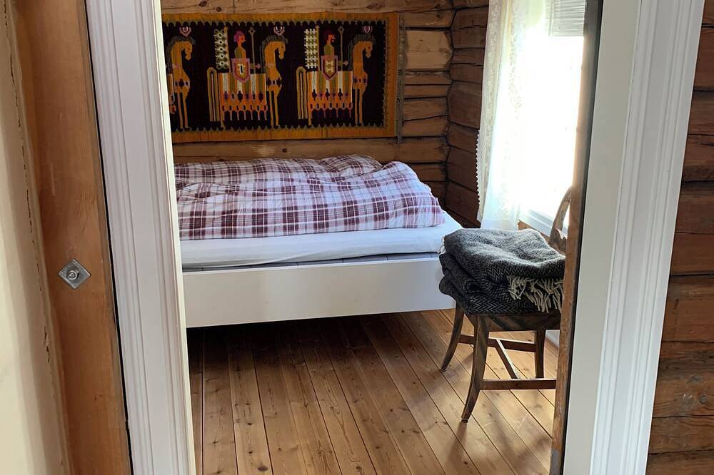 Old log cabin from 1830 with soul. in Oppdal