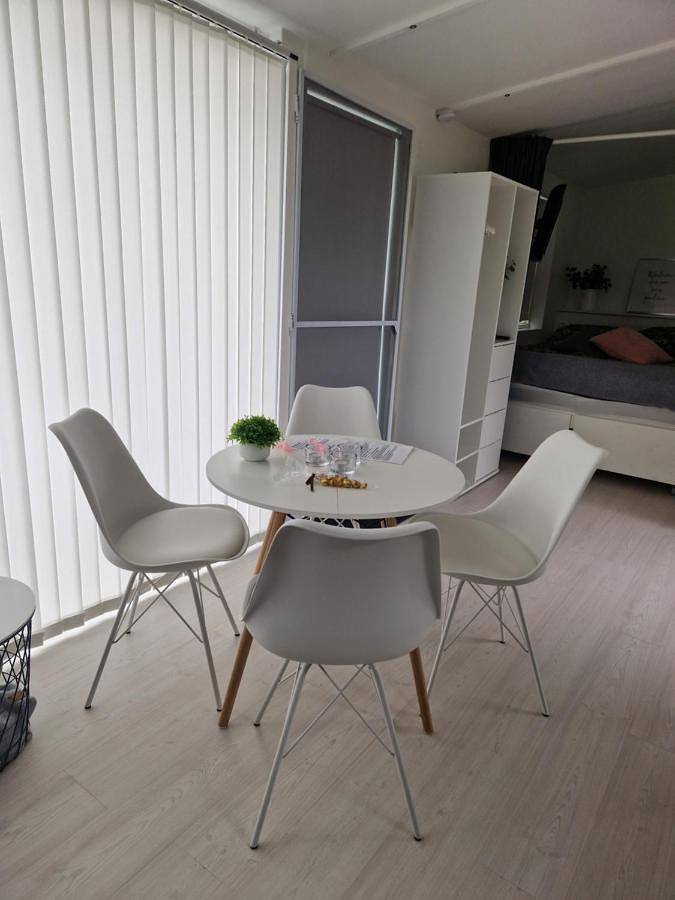 Ferienwohnung für 2 Personen, mit Terrasse und Garten sowie Ausblick in Laholm - 2