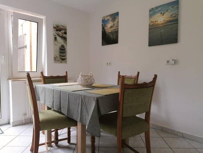 Ferienwohnung für 3 Personen, mit Balkon und Terrasse sowie Garten und Ausblick in Wallsbüll - 2