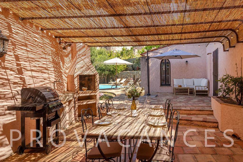 Holiday home with pool in Fayence in Fayenza, Region de Draguignan