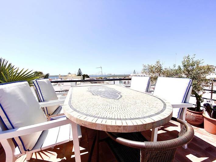 Apartamento para 2 personas, con Balcón y Terraza además de Piscina y Vistas en Olhão