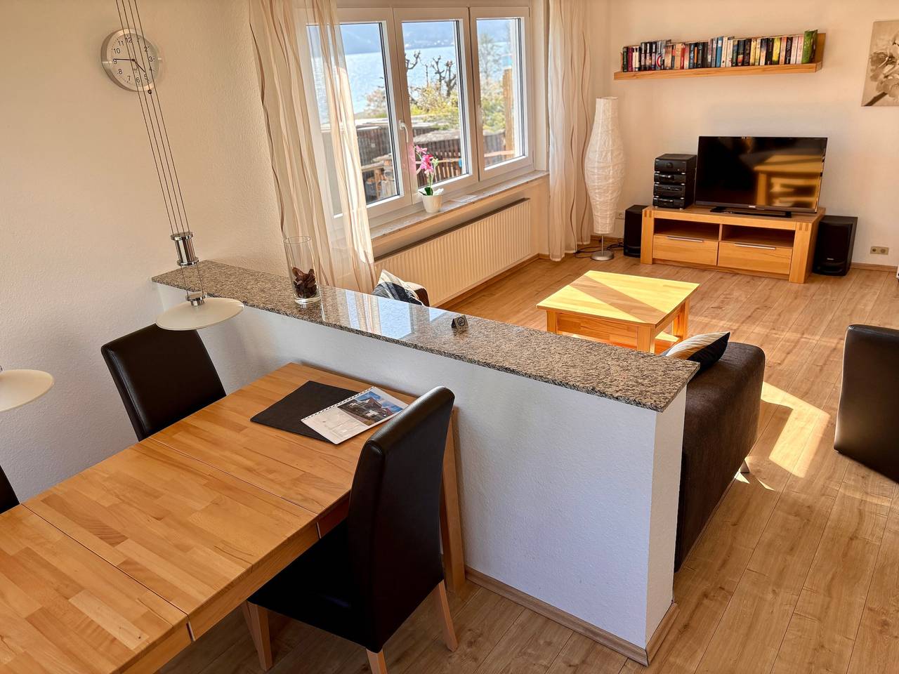 Appartamento intero, Appartamento 'Sonnenblume' con terrazza privata, giardino privato e Wi-Fi in Sipplingen, Region Bodensee-Oberschwaben