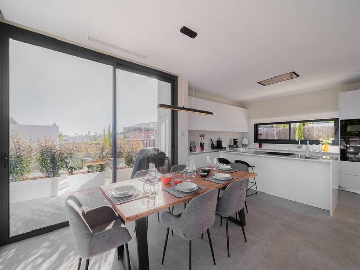 Casa rural para 8 personas, con piscina y terraza, Familias con niños en Orihuela - 4