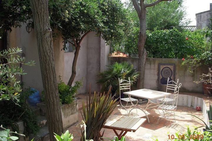 Location de vacances pour 6 personnes, avec Balcon et Jardin dans Office De Tourisme De Saint Florent